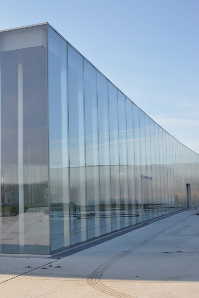 Louvre-Lens 2-Façade