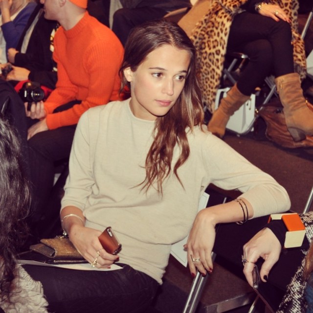 Alicia Vikander-MBFWS-Dagmar