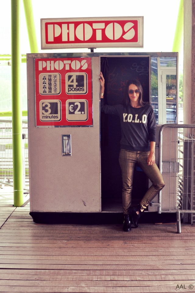 YOLO Sweat-Fashion Blog