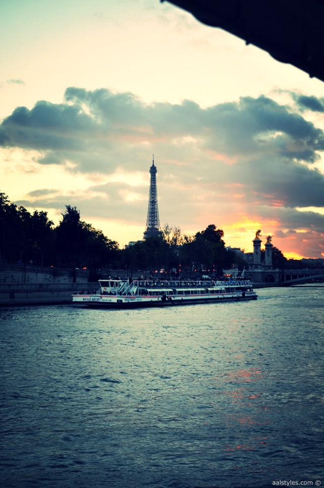 Maxim's-Bateau Ivre Paris