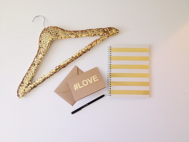 Cintres à sequins-1