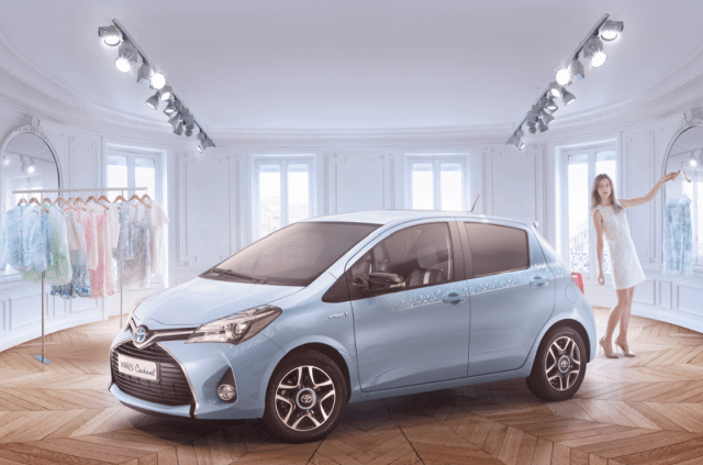 TOYOTA YARIS et CACHAREL-1