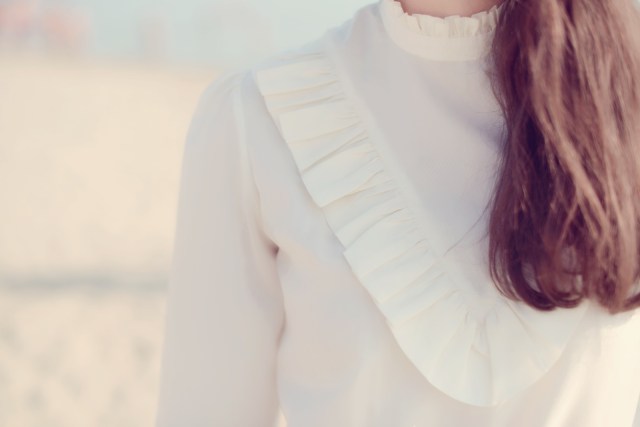 Chemise à volants-Pantalon cuir loose et une taille élastiquée-Isabel Marant-2