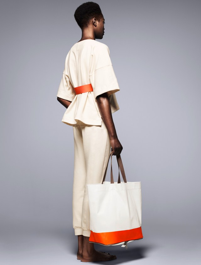 2015_adidas by_Stella McCartney_FW15_Campaign_Yoga_02