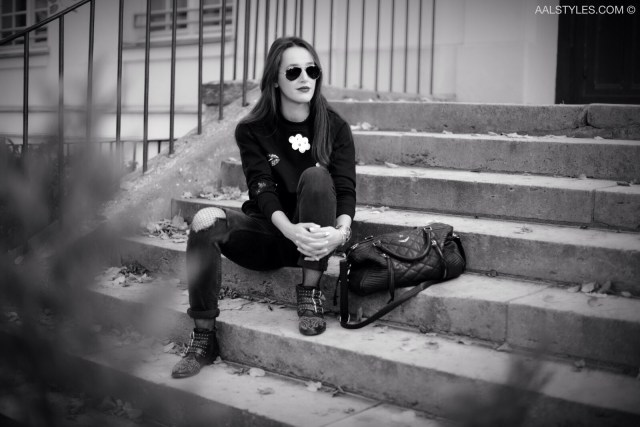 Jeans troué avec bas résille-1