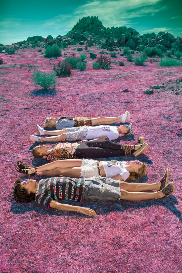 H&M LOVES COACHELLA - STYLE TIPS FOR THE HOTTEST FESTIVAL IN THE WORLD-11